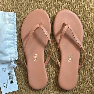 TKEES flip flops